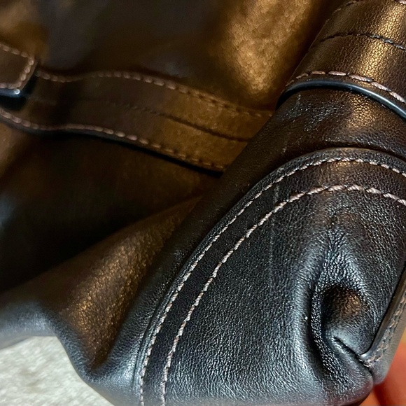 COACH Soft Black Leather Bag Purse Silver Hardware Clean Very Gently Used - Picture 11 of 15